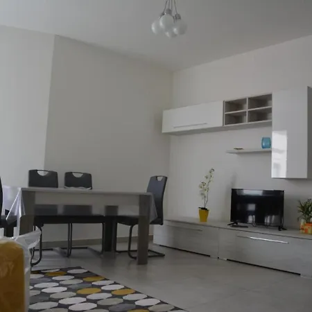 Casa Vacanza Marisella Apartment *